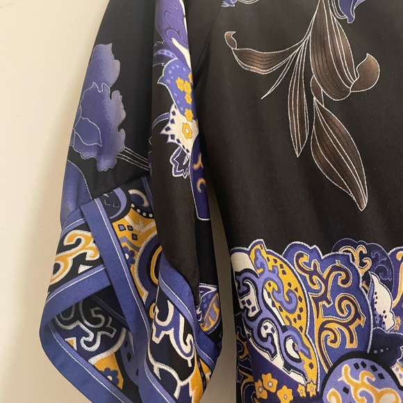 Like new Elie Tahari black floral pattern minidress w/kimono style sleev… - Picture 6 of 12
